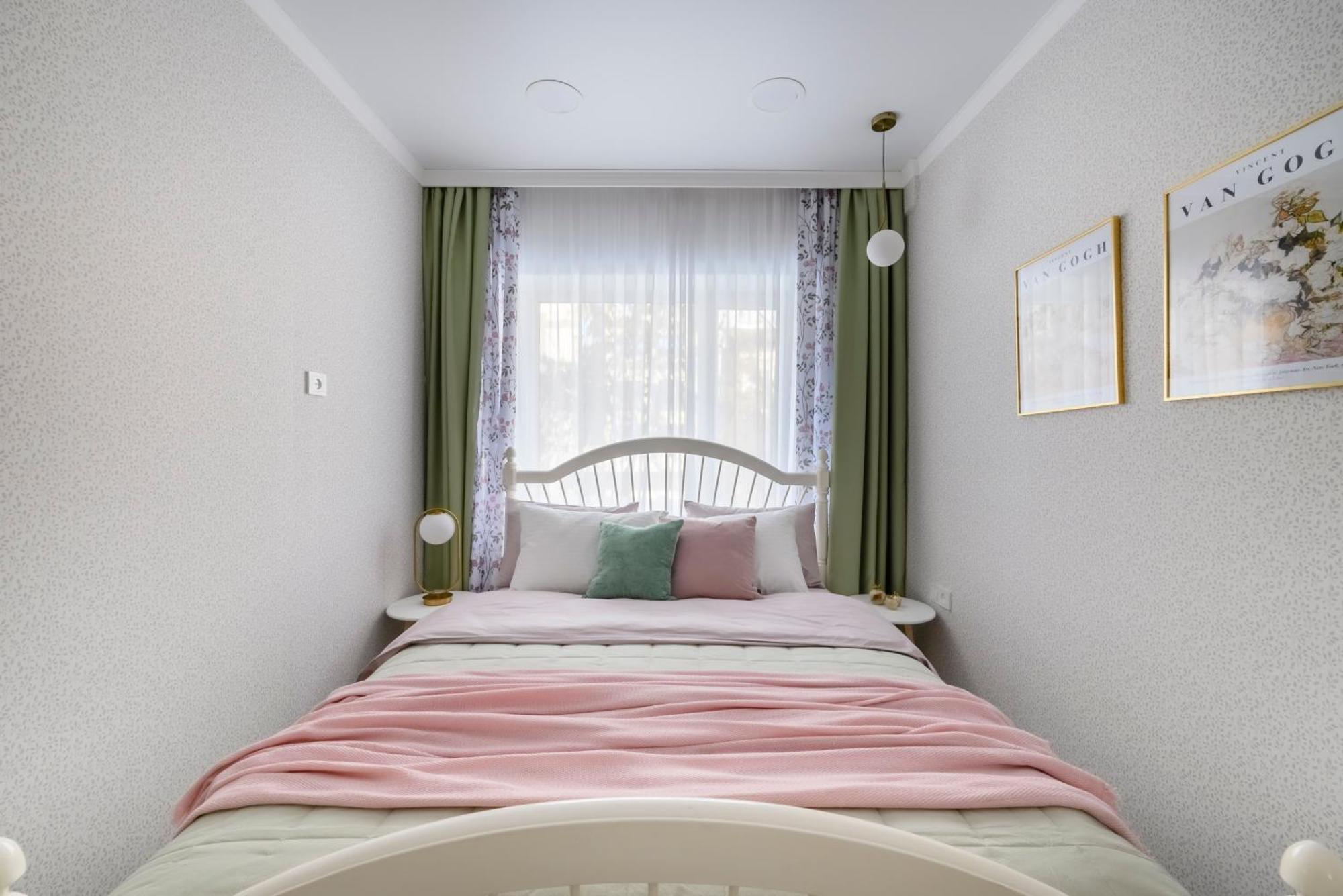 Mid-Century Charm Apartments В Центре Алматы ภายนอก รูปภาพ