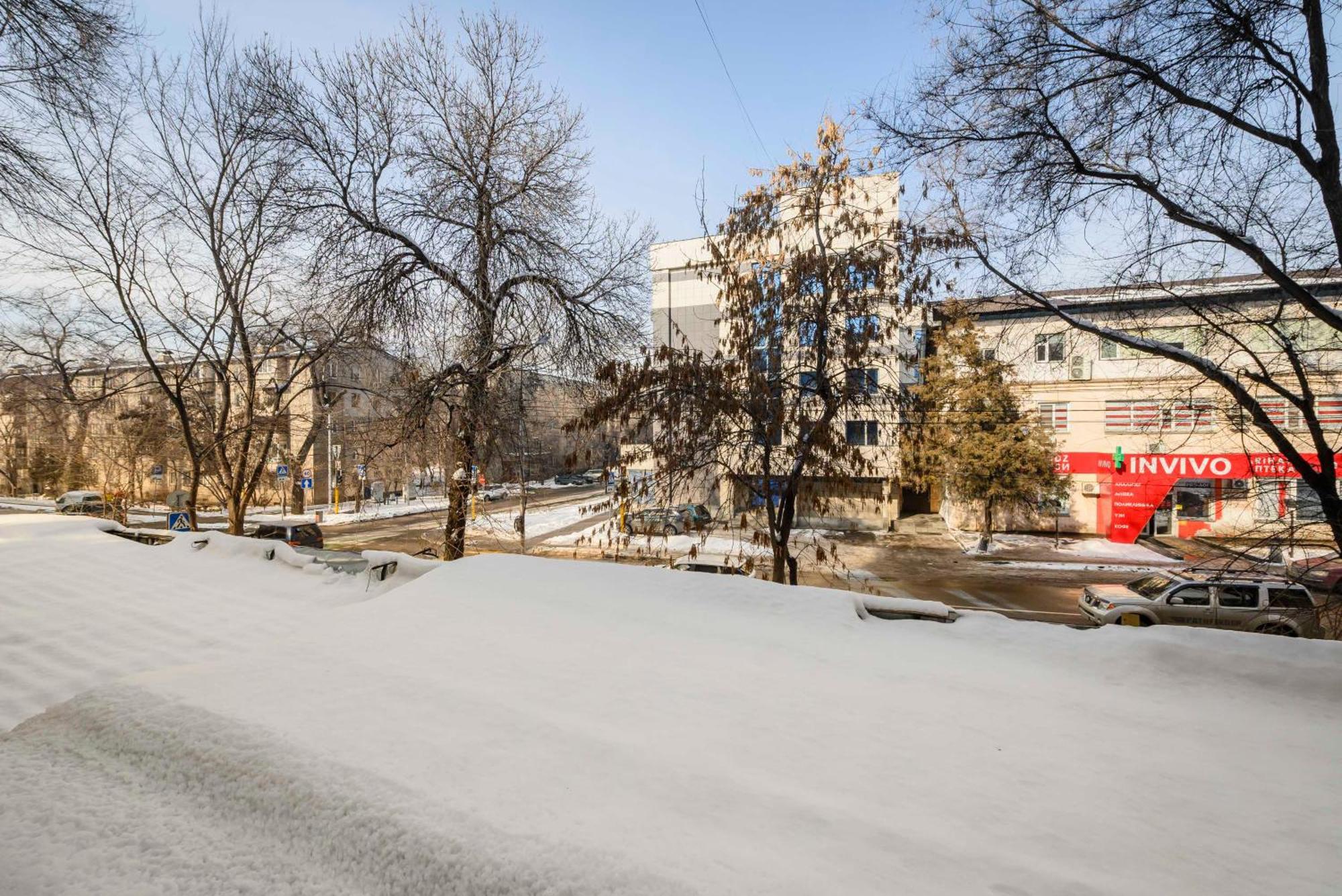 Mid-Century Charm Apartments В Центре Алматы ภายนอก รูปภาพ